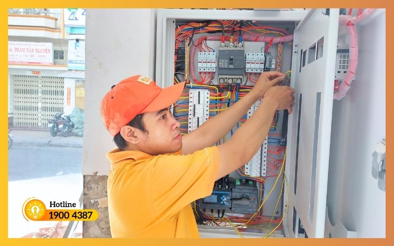 thi cong he thong dien 11