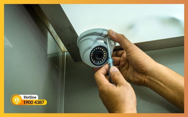 Lắp camera trong thang máy-iSolution #7