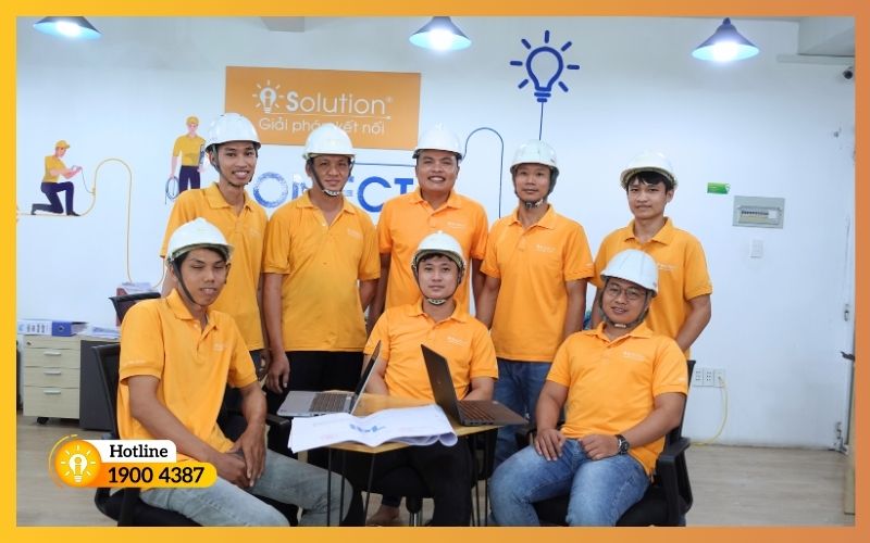 Dịch vụ bảo trì tủ điện công nghiệp tại iSolution