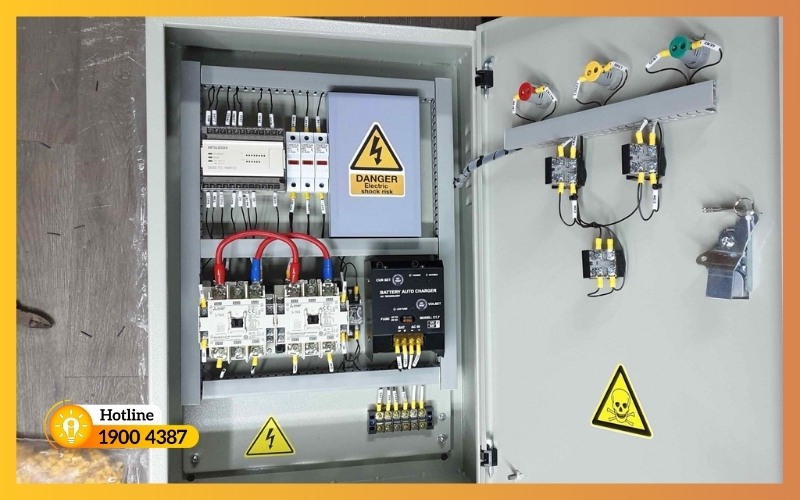 Tủ ATS hiện đại tích hợp điều khiển từ xa