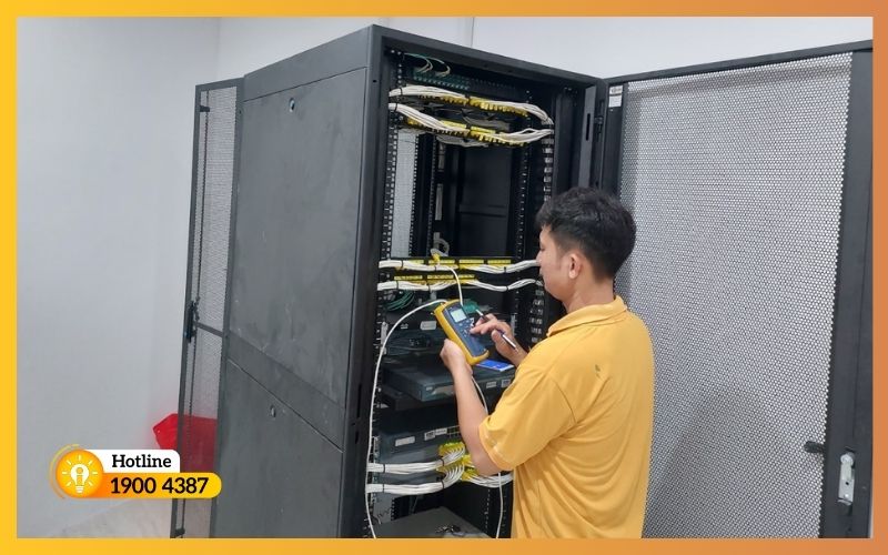 Hệ thống mạng dữ liệu và điện thoại nội bộ