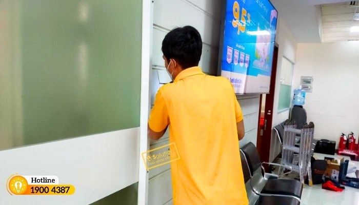 thi cong mang lan cho lien viet post bank 1