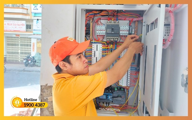 Hệ thống điện động lực và chiếu sáng