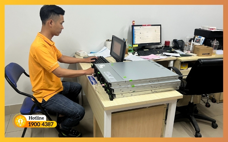 Lắp đặt Server Fujitsu 13304-M4