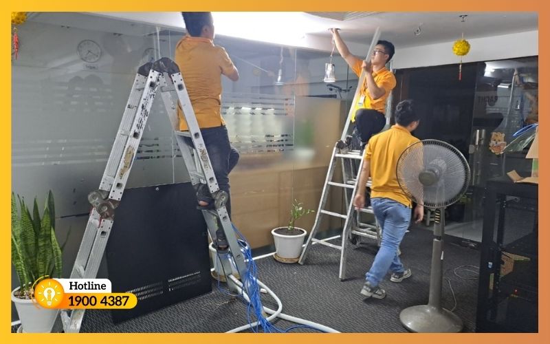 Đi dây mạng âm tường hoặc nổi trần theo yêu cầu